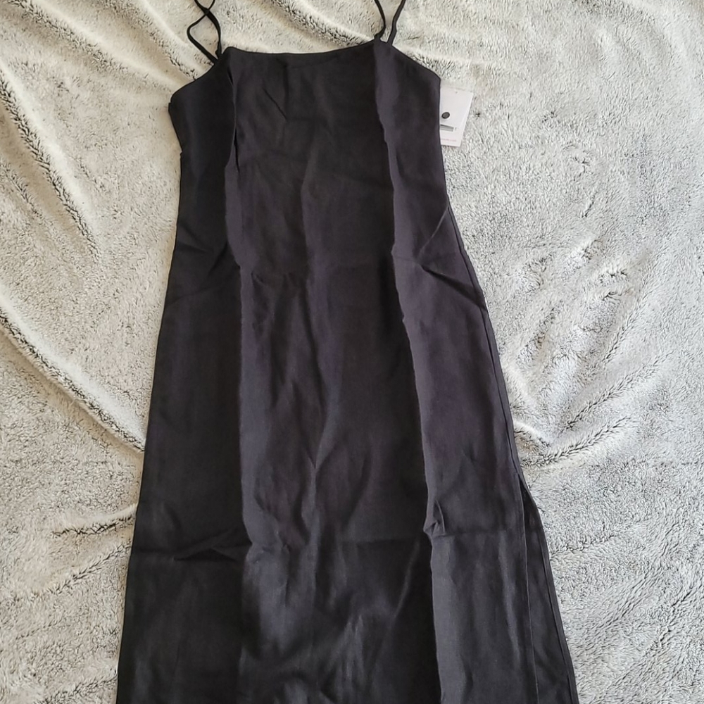 Open back, linen dress